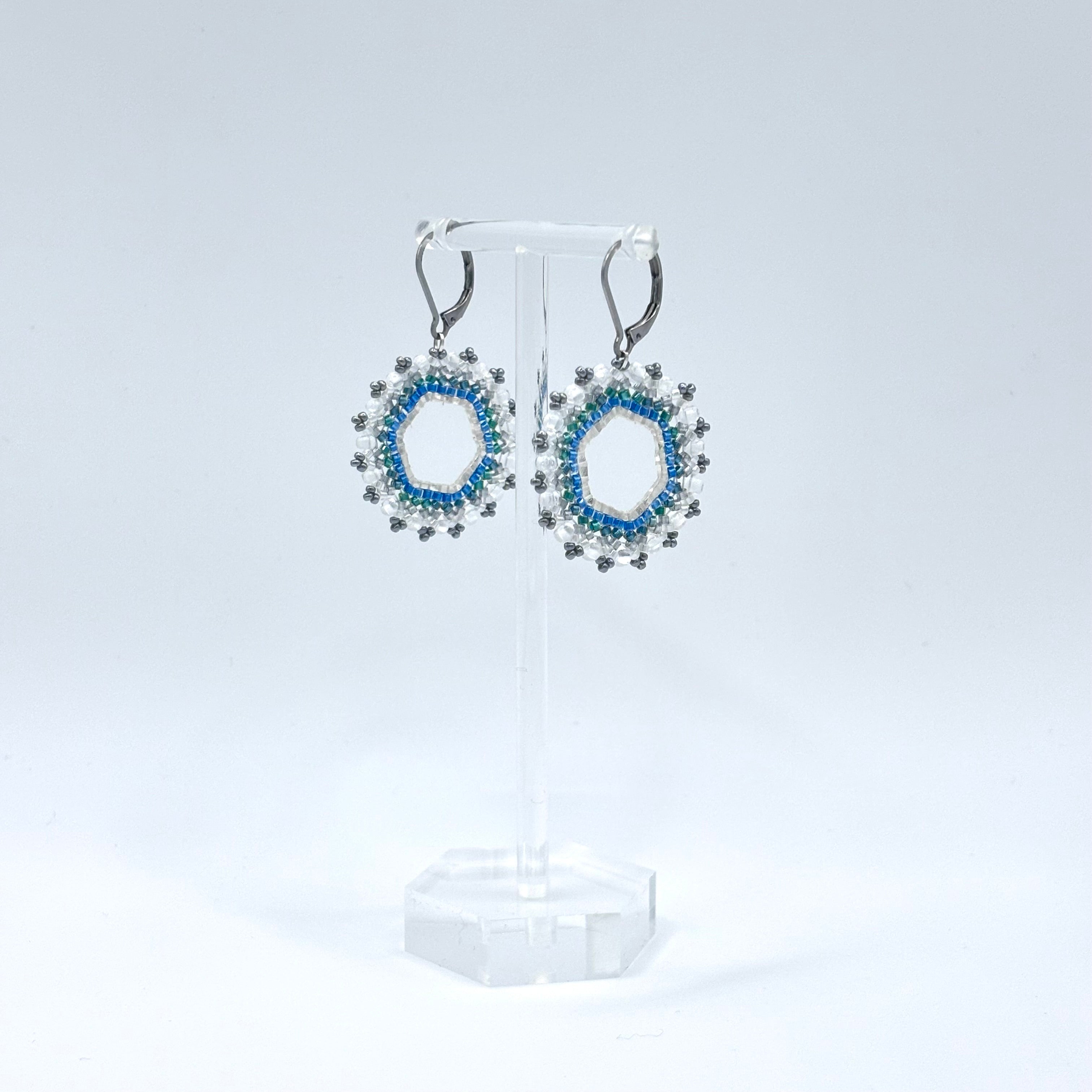 GP03 - GlitzerCreolen zart mit Brisur