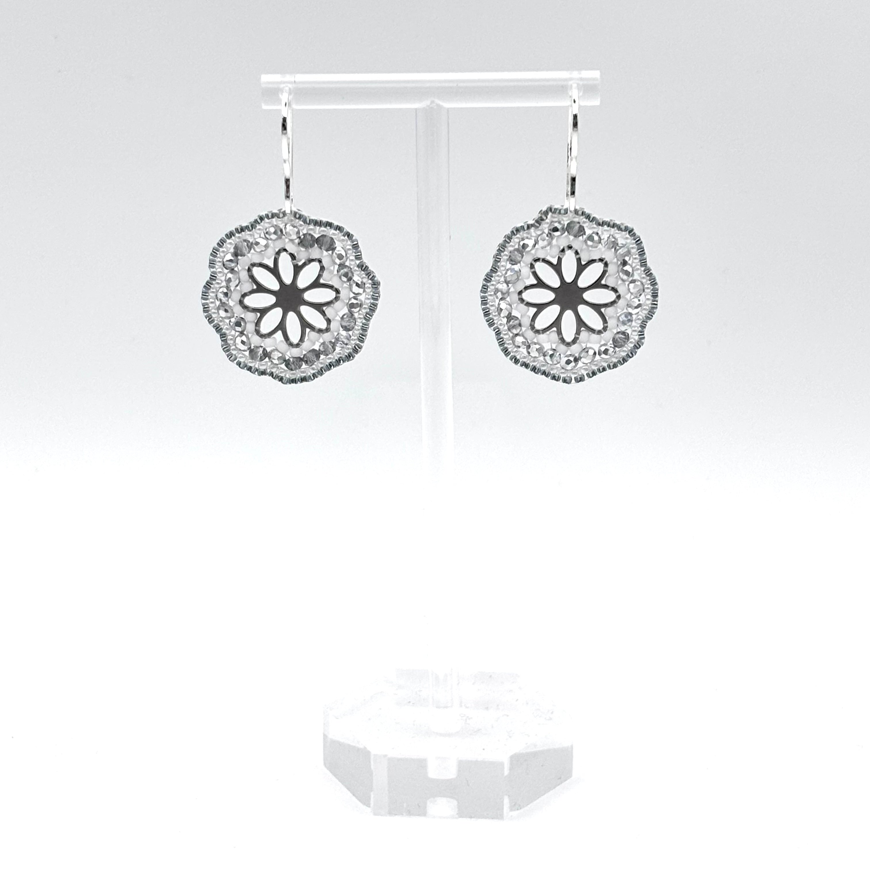 GP16 - BlumenGlanz in silber, mit Brisur